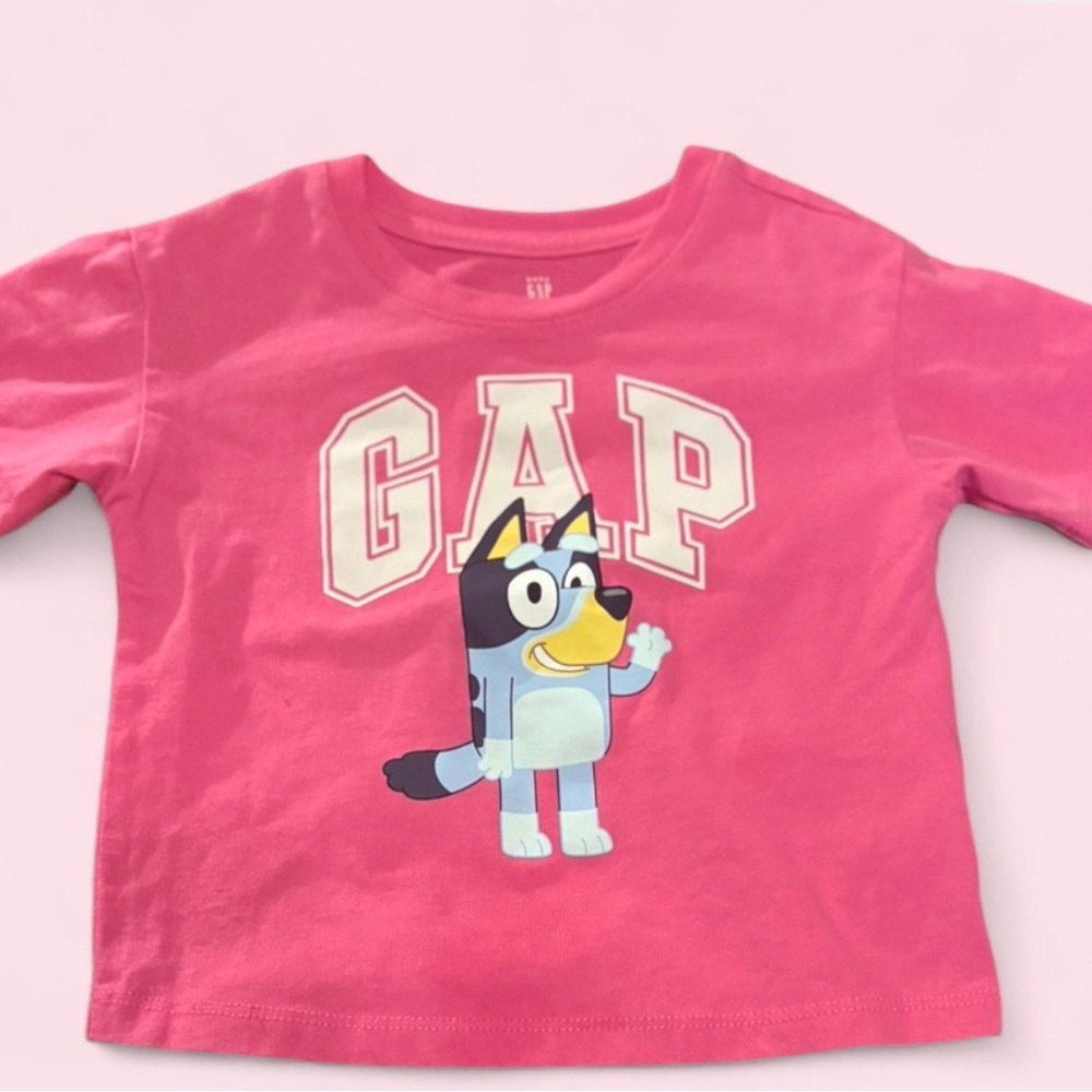 GAP Kids Bright Pink Graphic Tee with Cartoon Pup